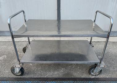 Carrello con ruote