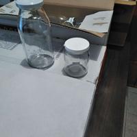 Vasetti in vetro con coperchio