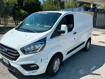 Ford transit custom mehv 130cv