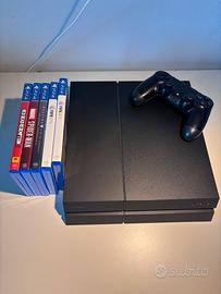 Playstation 4 con controller e 5 giochi