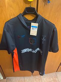 barcellona x travis scott