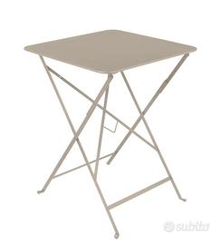 Fermob Set Tavolo Bistro quadrato + 2 Sedie Dune.