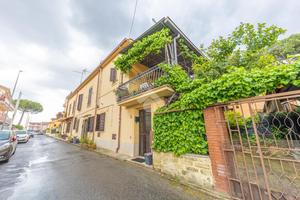 3 LOCALI A ROMA