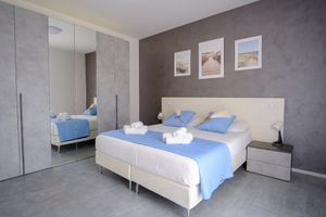 PD EST in CITTA appartamento 2/10 ps, bus difronte