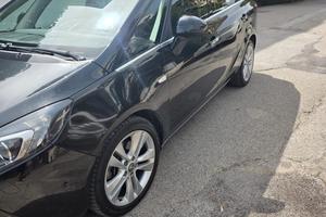 opel zafira tourer monovolume