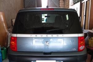 macchina  automobiles  Peugeot kM8HZB