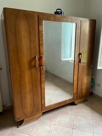 Mobili di modernariato