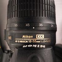 Nikon D5000