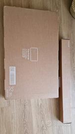 Samsung The Frame 32" ancora
chiusa + cornice Teak