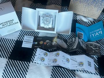 Omega x Swatch Snoopy White