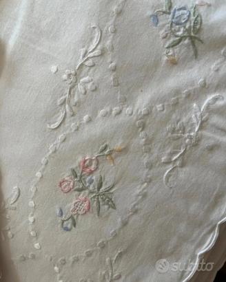 parure matrimoniale arte fiorentina ricamo a mano