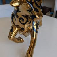 Decorazione Toro  in  colore oro