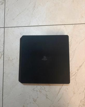 Play Station 4 Slim 1T. (Leggere descrizione)