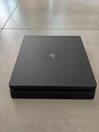 PlayStation 4 Slim PS4 + controller