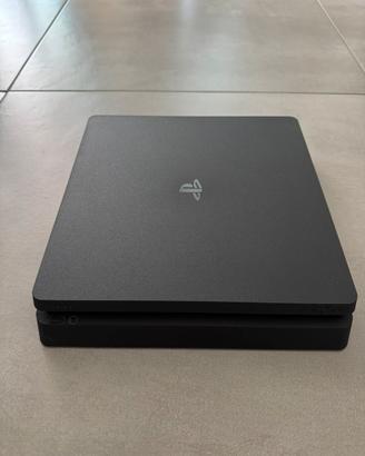 PlayStation 4 Slim PS4 + controller