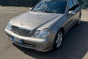 Mercedes Classe C W203 C270 CDI