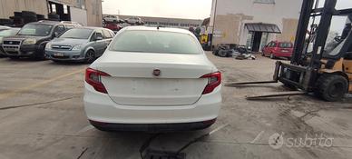 Portellone paraurti stop Fiat Tipo 2017