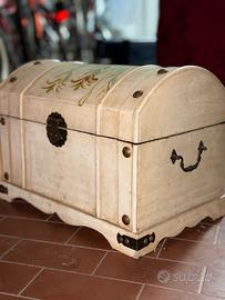 scrigno vintage in legno