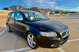 VOLVO V501.6R design MOLTO BELLA TUTTO OK