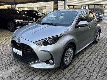 TOYOTA Yaris 1.5h Active TELECAMERA UNICO PROPR