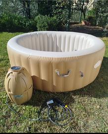 Piscina idromassaggio