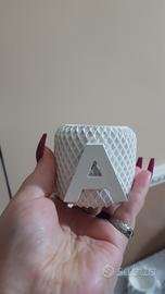 vasetto in gesso con lettera A 