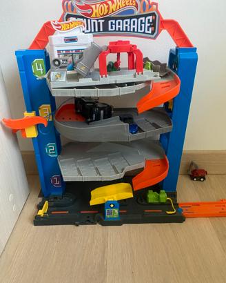 Garage hot wheels