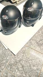 coppia di caschi modulari airoh auricolari