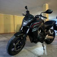 Honda CB 650 - 2015 + accessori