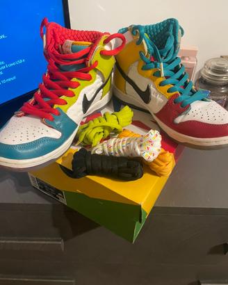 Nike dunk high sb  hate e love