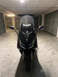 Yamaha Tmax Black Max 2013