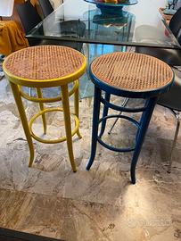 Coppia sgabelli alti giallo azzurro Thonet