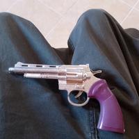 pistola giocattolo finta 