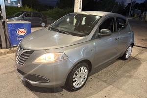 Lancia Ypsilon 1.2 69 CV BENZ/GPL*PERFETTA