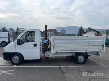 Ducato jtd con gru Ferrari 520