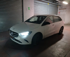 MERCEDES B200 sport plus night