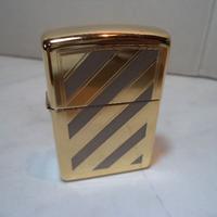 ZIPPO TWO TONES CANDY CANE  NUOVO