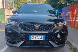Cupra Ateca 2.0 TSI  da 190 CV benzina. 
