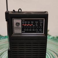 RADIO PORTATILE 7-2506A Rev.2 General Electric Co.