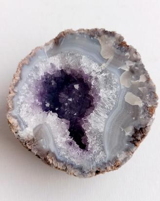 Geode Ametista Agata Goethite Cacoxenite 