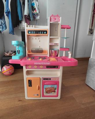 cucina giocattolo in perfette condizioni 
