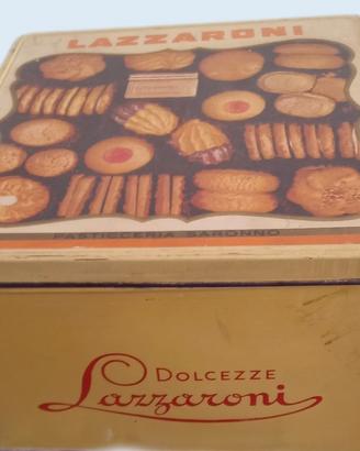 vecchia scatola di latta per i biscotti Lazzaroni 