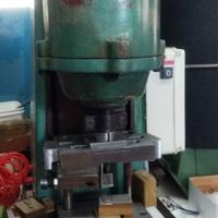 Trancetta e pressette pneumatiche