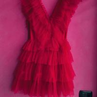 abito rosso in tulle