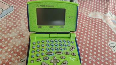 Motorola V100