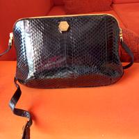 tracolla pitone punto rosso 24x18