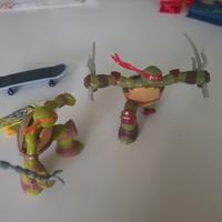 coppia statuette tartarughe ninja