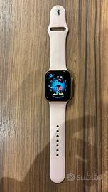 Apple Watch serie 6 gps   € 150