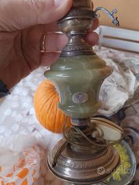 lampada vintage in onice verde