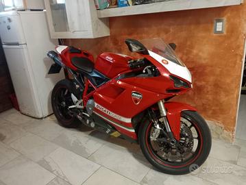 Ducati 848